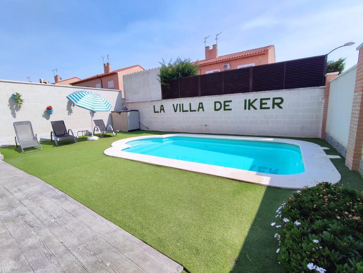 "La Villa De Iker" Con Chimenea, Barbacoa Y A 10 Mint De "Puy Du Fou" Argés Екстериор снимка